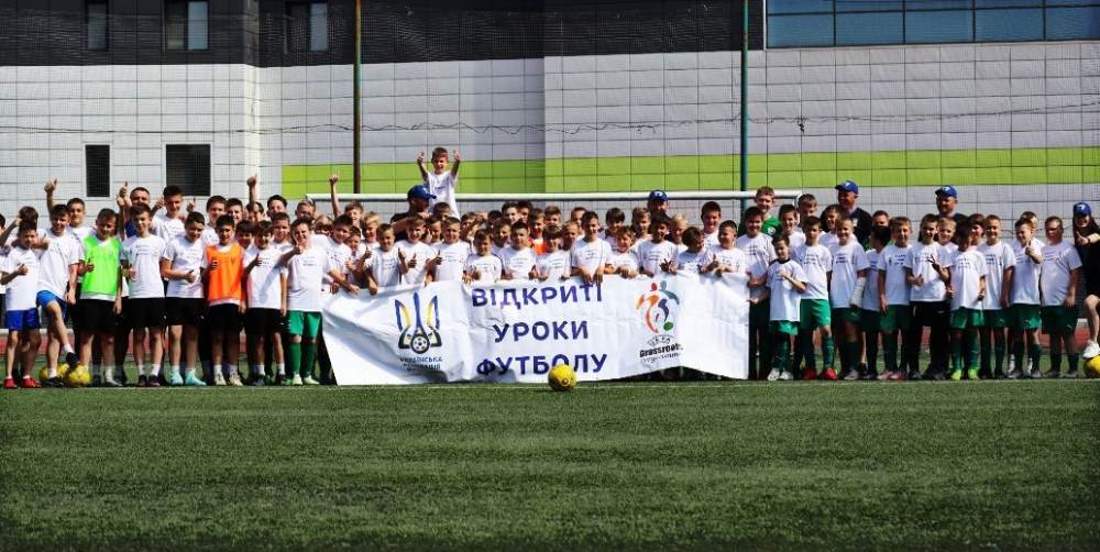 Read more about the article Supporting Ukraine through Football: Cross Cultures’ Commitment to Youth Empowerment